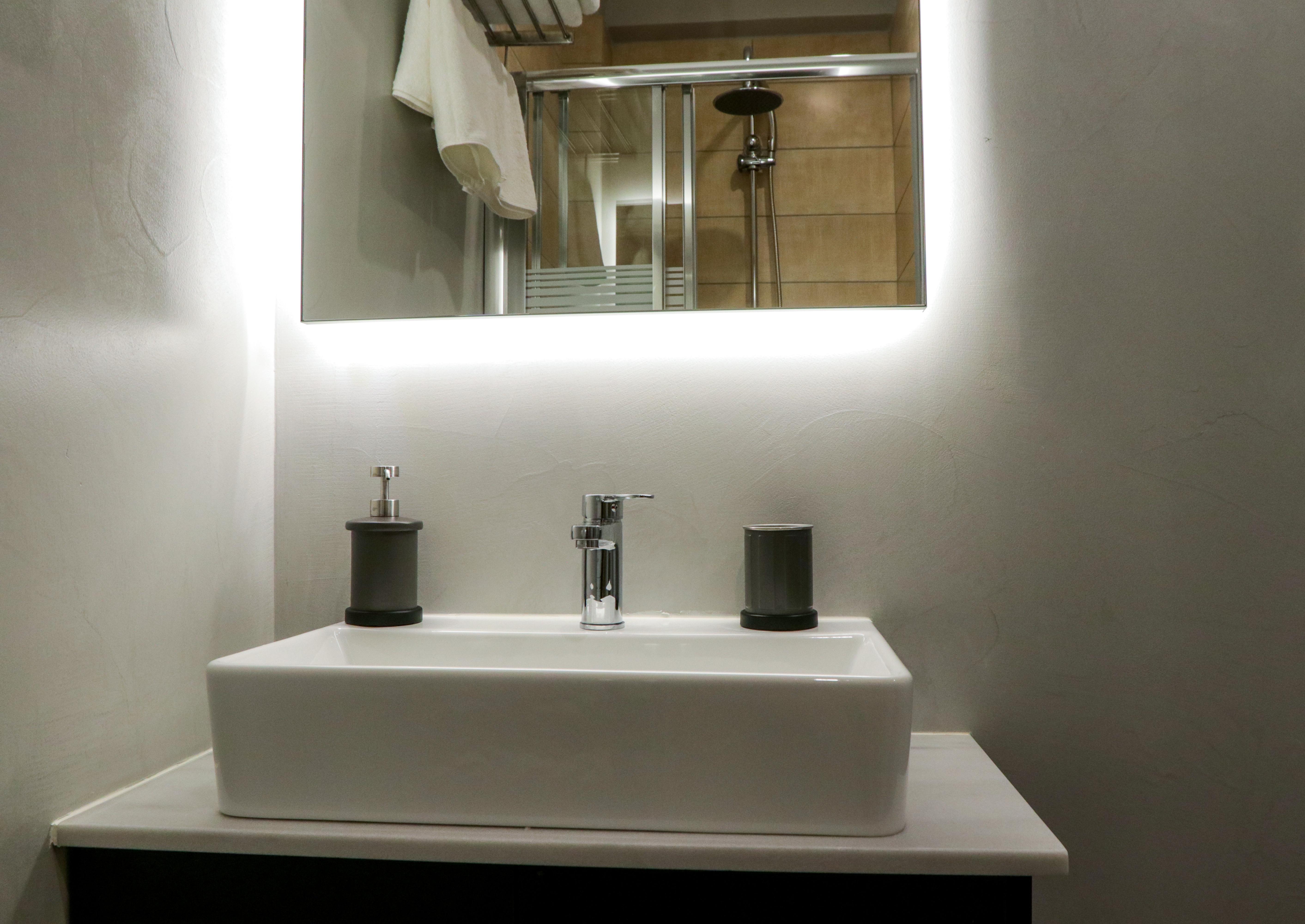 V36 Suites Ateny Zewnętrze zdjęcie